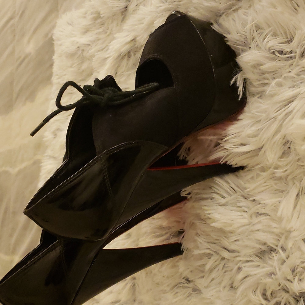 Pumps - Picture 5 of 5